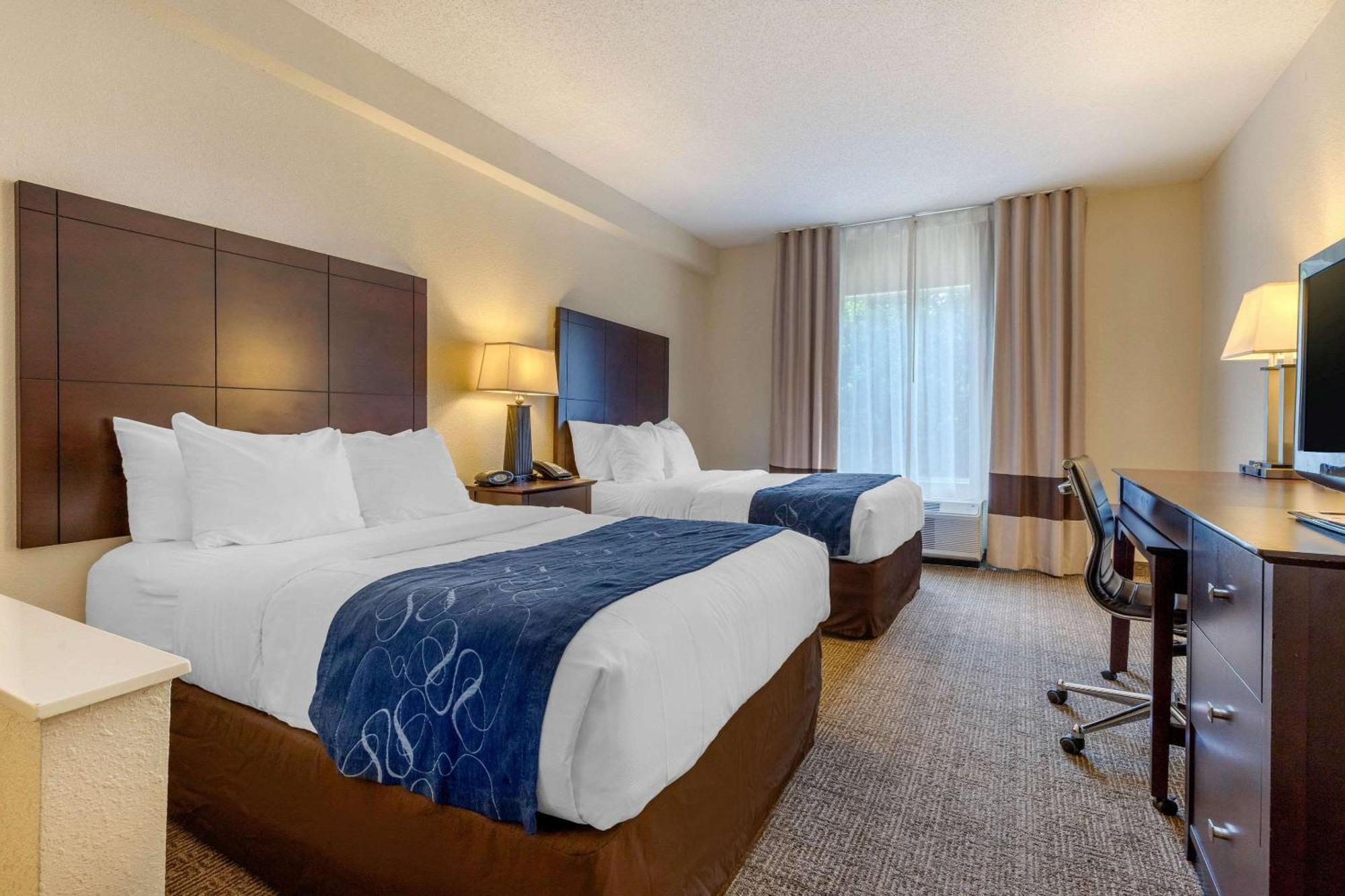 คอมฟอร์ต สวีท แกสโทเนีย - ชาร์ลอต Hotel แกสโตเนีย ภายนอก รูปภาพ