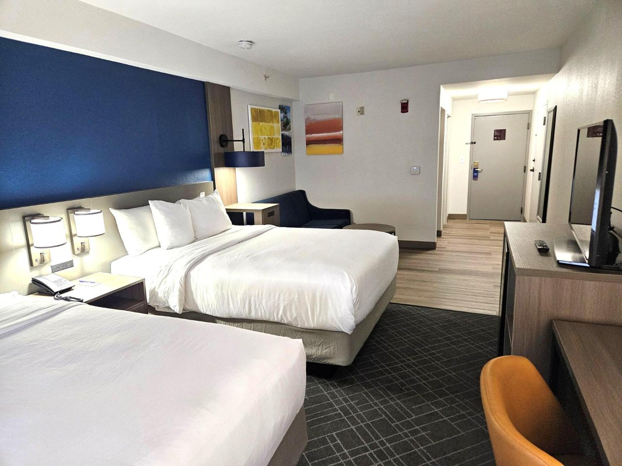 คอมฟอร์ต สวีท แกสโทเนีย - ชาร์ลอต Hotel แกสโตเนีย ภายนอก รูปภาพ
